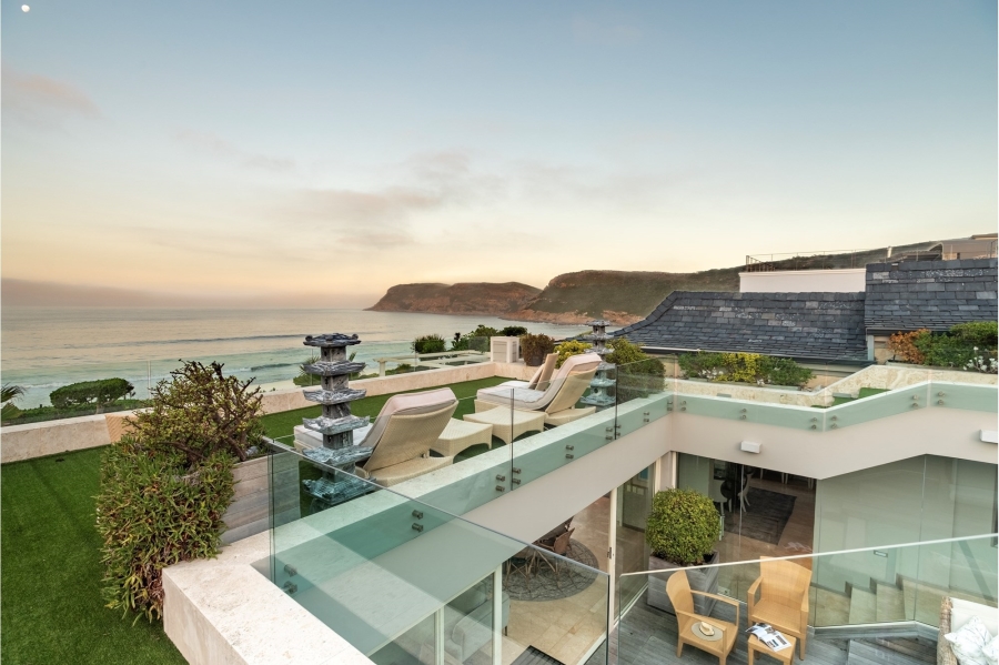 5 Bedroom Property for Sale in Whale Rock Beach Western Cape
